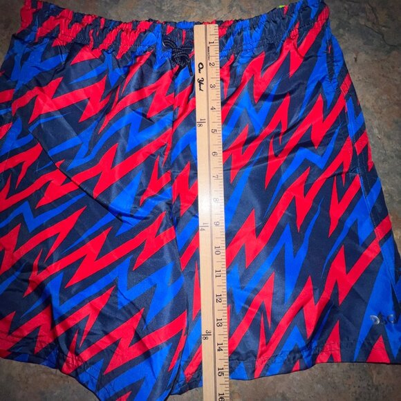 DSG‎ Youth Athletic Fit Train Shorts, Large, Red & Blue Zigzag Pattern - Picture 3 of 8